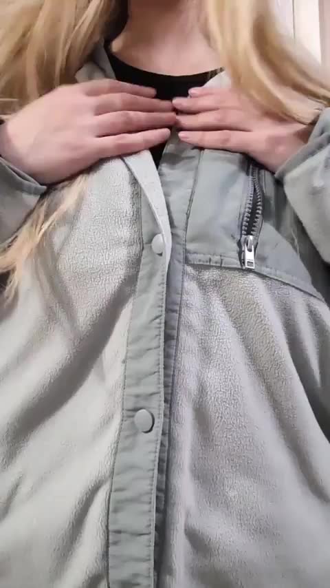 hi, have some pale tits. - free porn video