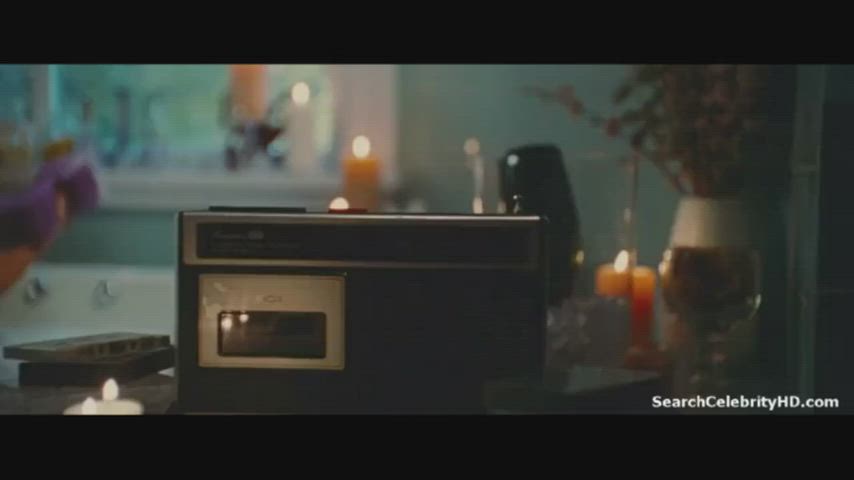 Jessica Paré - Hot Tub Time Machine (2010) - free porn video