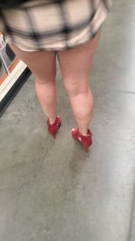 Plugged in public! - free porn video