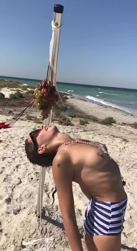 Do you want me to empty your balls? - free porn video
