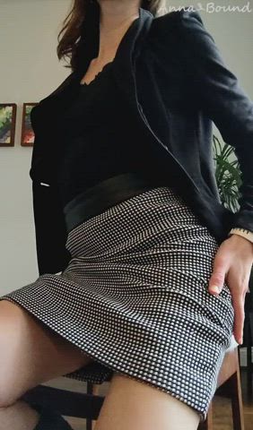 When HR's not looking... - free porn video