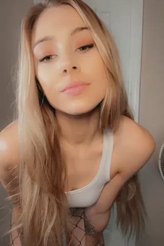 Showing off for daddy 💖 - free porn video