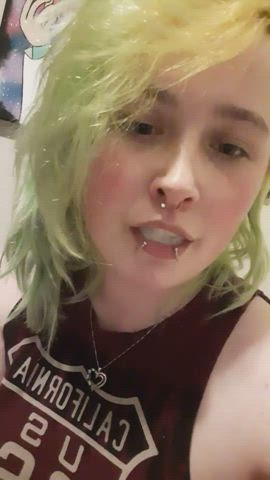 Love the taste of cum - free porn video