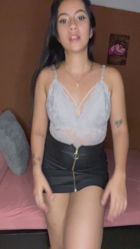 For the few guys that love a fresh 18 yo latina ass! - free porn video