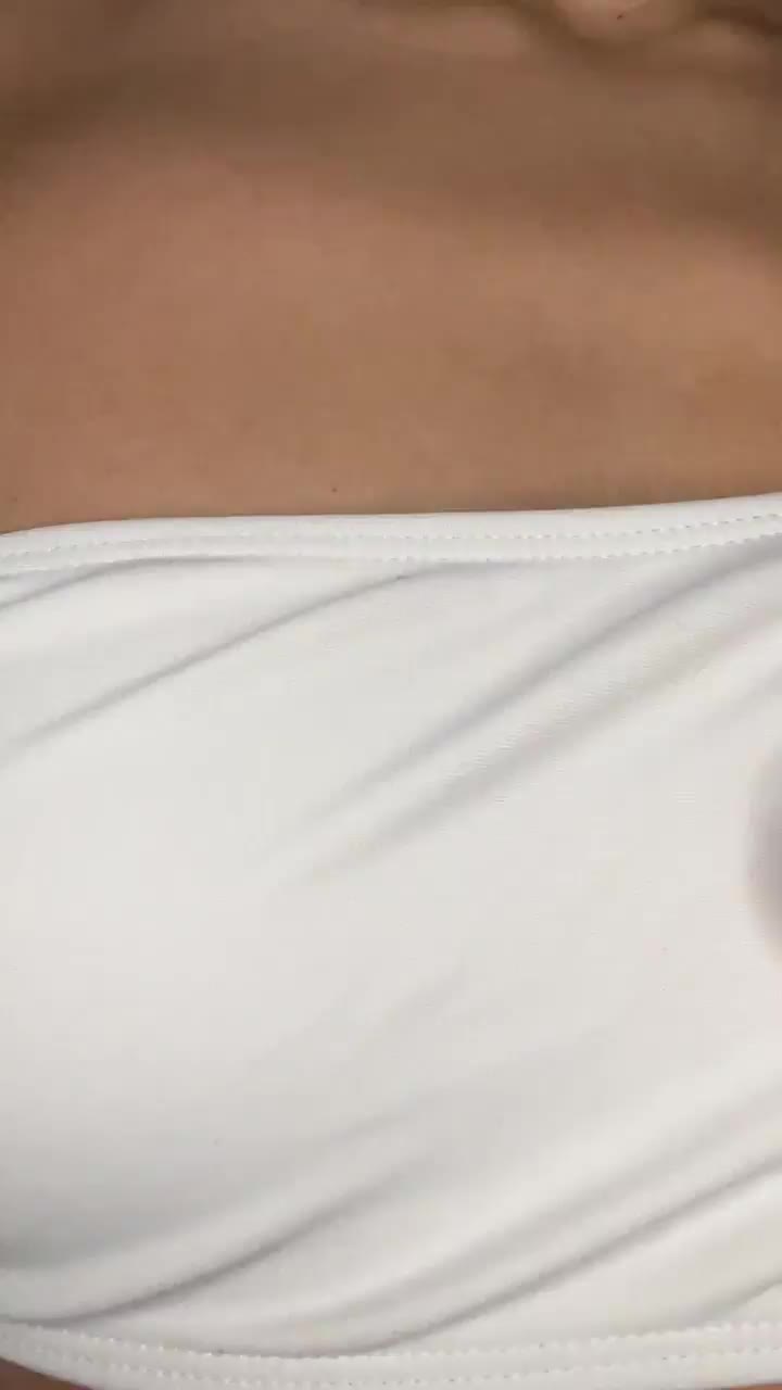 18 yo and I love when you play with my tiny tits - free porn video