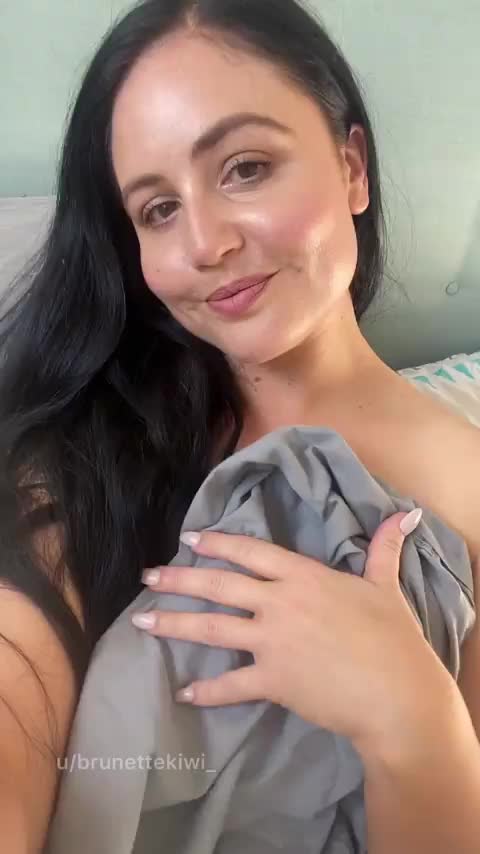 Get in bed with me, I'm ovulating - free porn video