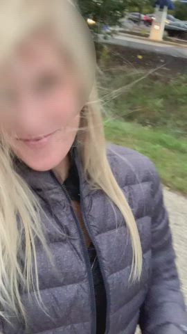 The cool breeze feels so good [GIF]! - free porn video