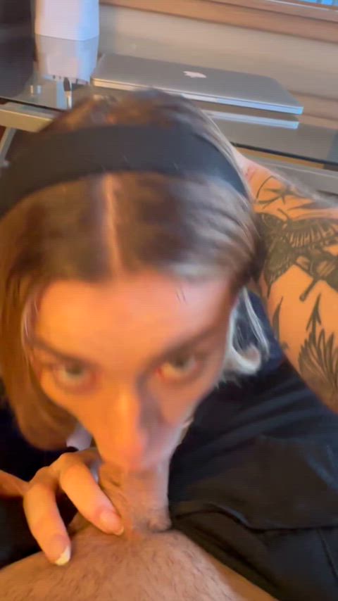 Fucking my throat at lunch break - free porn video