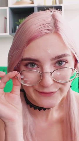 Eva Elfie Facial - free porn video