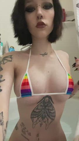 Tiny slut perky tits - free porn video