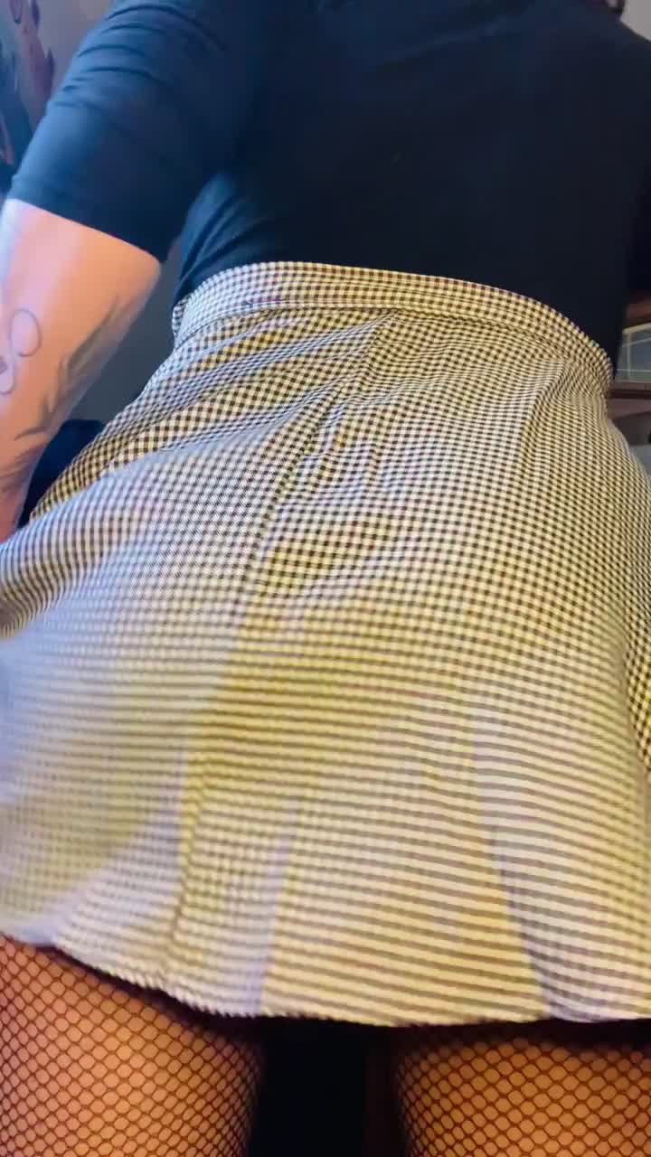 Dresses are perfect for breeding 😊 easy access 😈 - free porn video