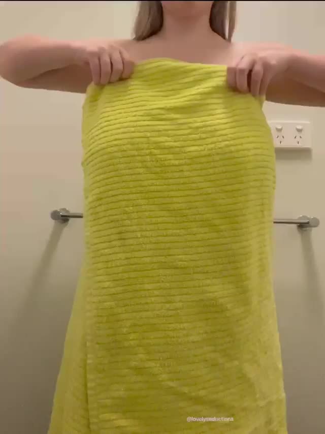 Wanna have a quick fuck? - free porn video