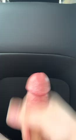 Huge cumshot on work break - free porn video
