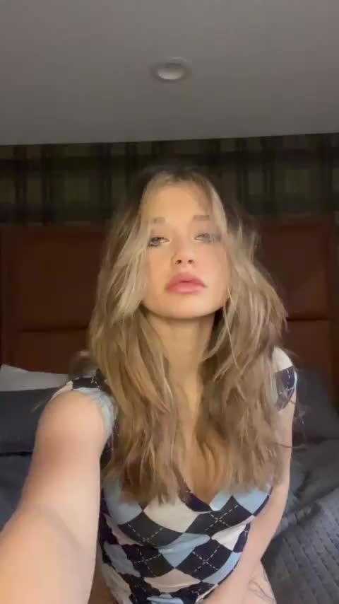 Would you fuck a girl born in 2004? - free porn video