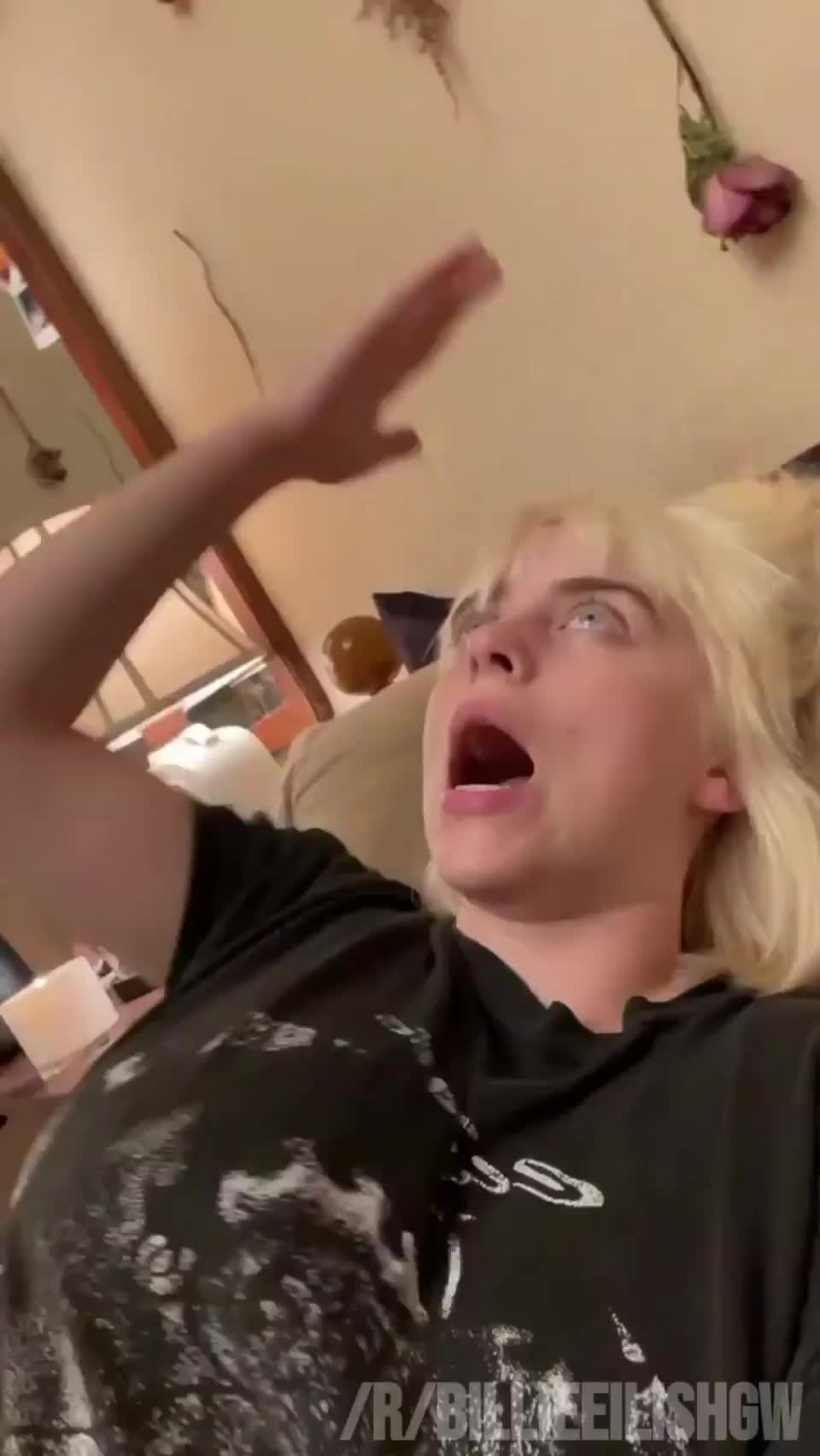 Oh my god.. look at billies titties jiggle… - free porn video