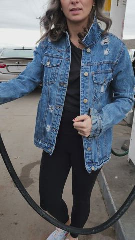 Ahh! Flashing at the gas station always makes me nervous [GIF] - free porn video