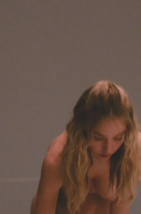 Sydney Sweeney nude❤ damnn love to suck her boobs🥵 - free porn video