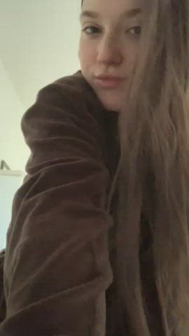I'm so ticklish at my belly, but you wouldn't be that unfair i hope :P - free porn video