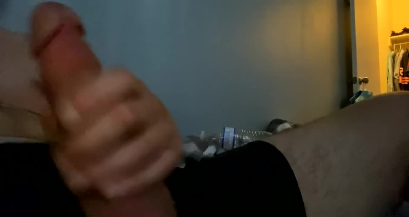 Wish someone would edge it for me 🥺 - free porn video