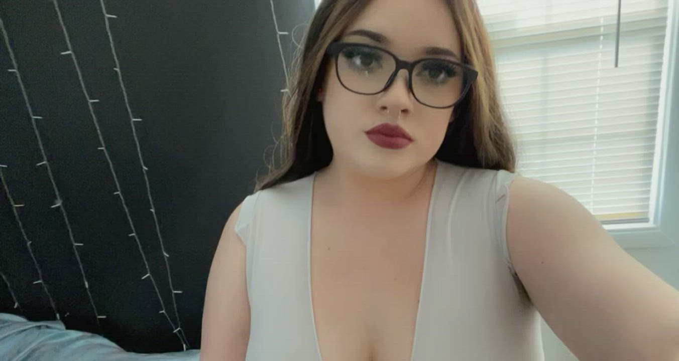 Bouncing my titties for you - free porn video
