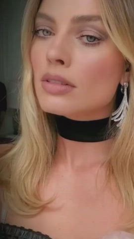 How good do you think Margot Robbie’s throat feels around your dick? - free porn video