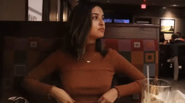 Who is this gorgeous girl with perfect tits? - free porn video