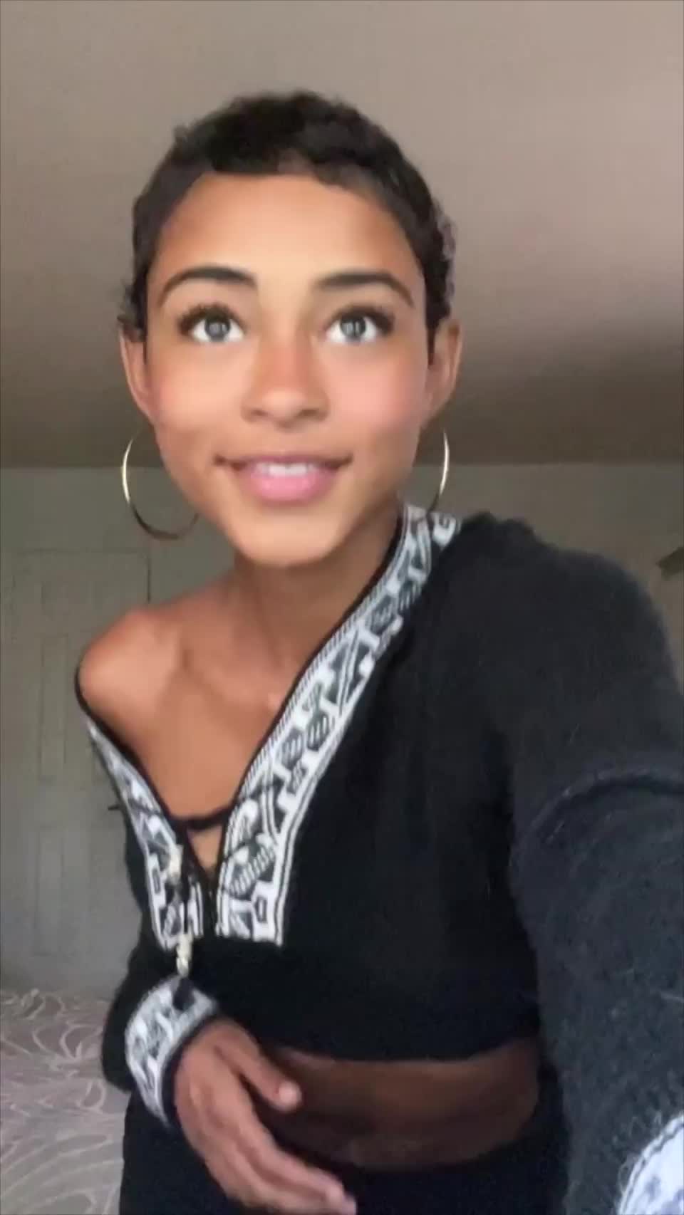 Track athlete Aleeya - free porn video