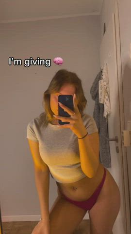 just giving head hihi - free porn video