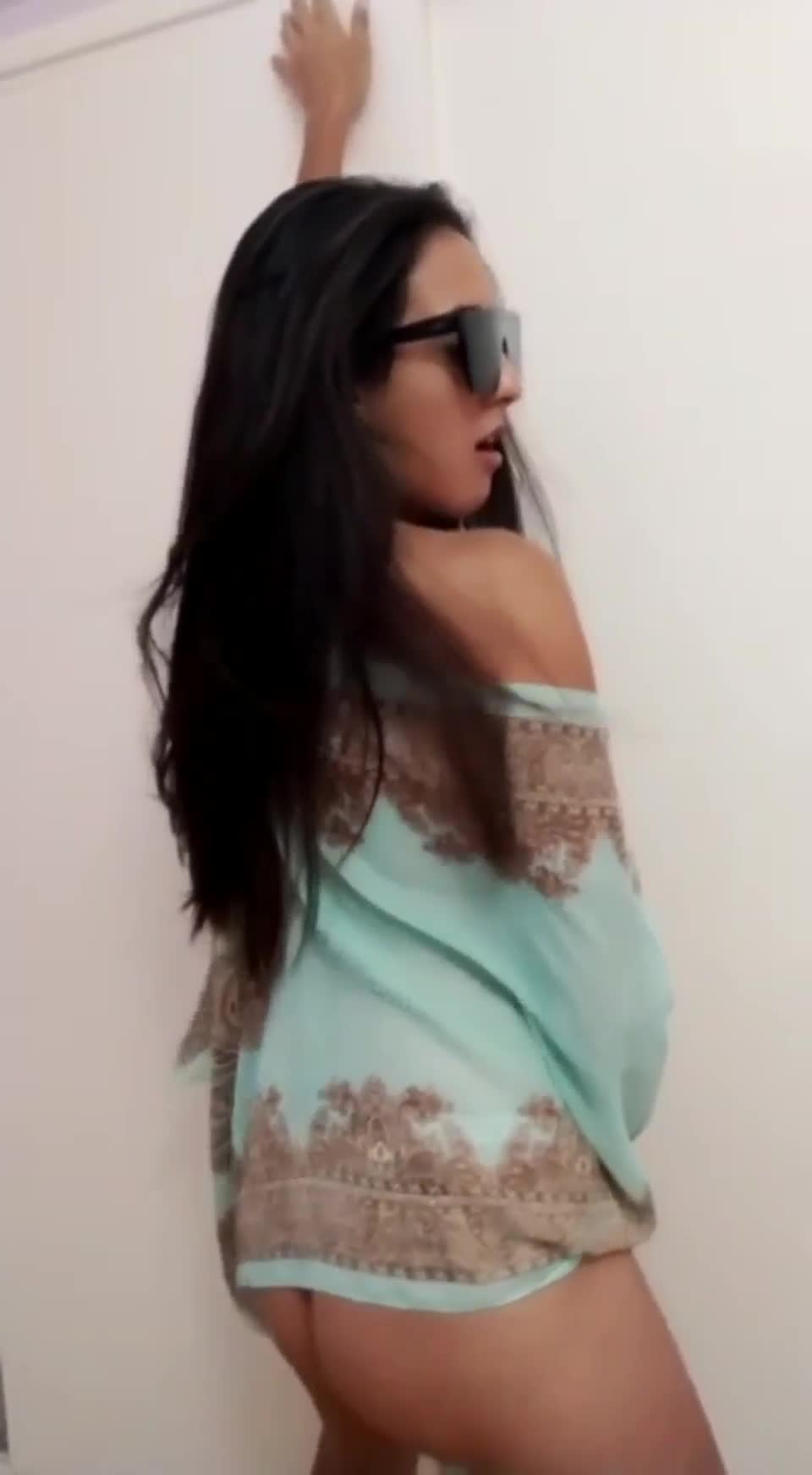 What are you doing tonight besides me? - free porn video