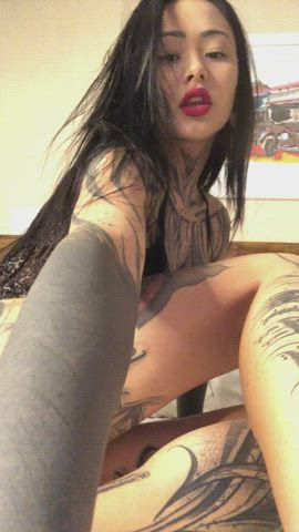 Come warm your sausage on my juicy hot pocket 🍌🍌 - free porn video