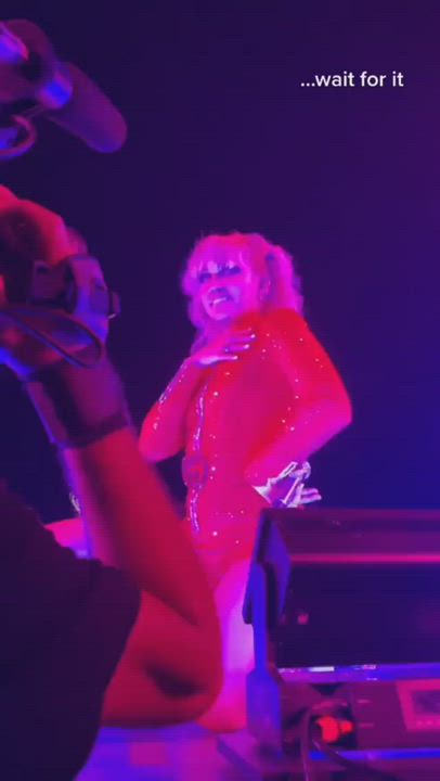 Miley being Miley 💦 - free porn video