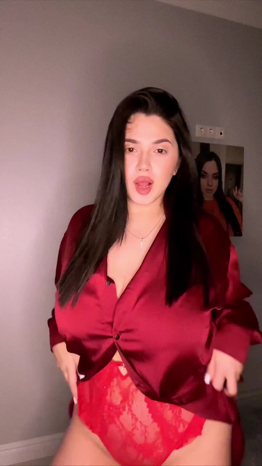 
I want to be tied to the bed by you.  - free porn video