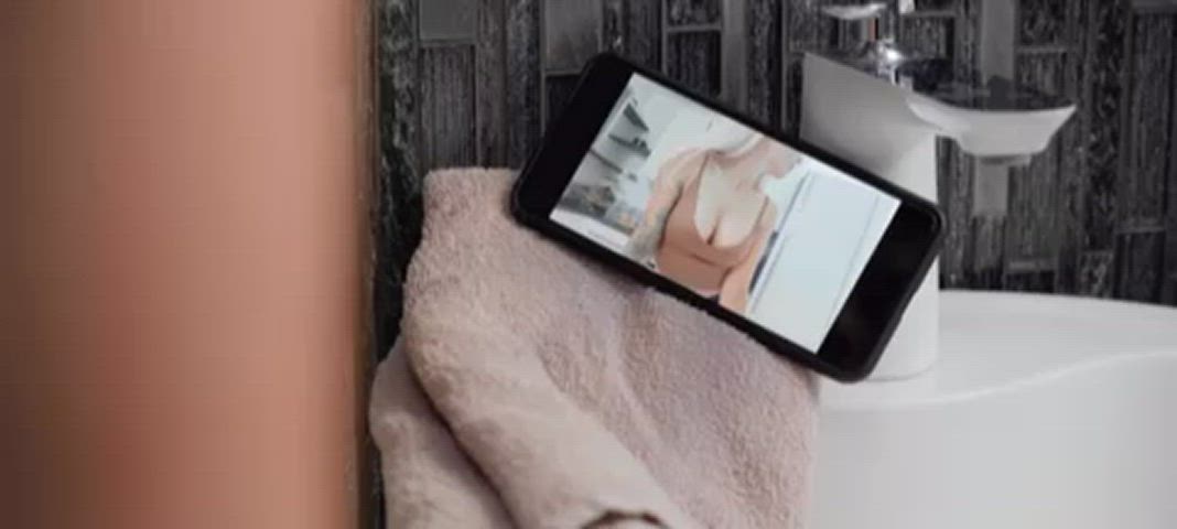 Isabelle Deltore - Balls Deep in the Milfs Bubble Bath - free porn video