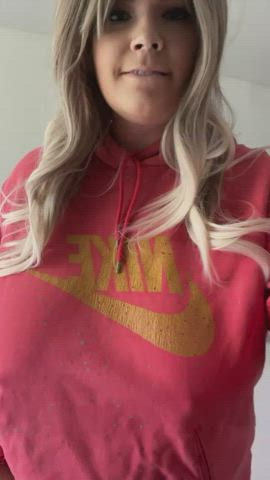 Curvy girl showing off her body and titties, how u like it? 31F - free porn video