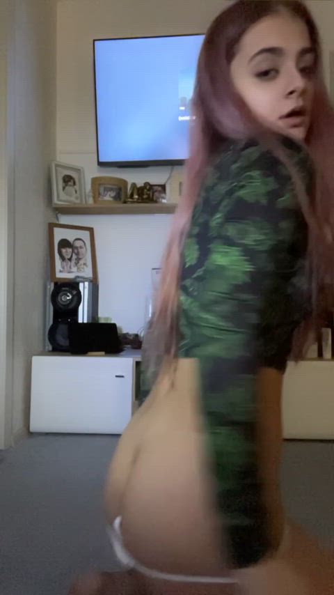 I know I'm small, but am I cute? - free porn video