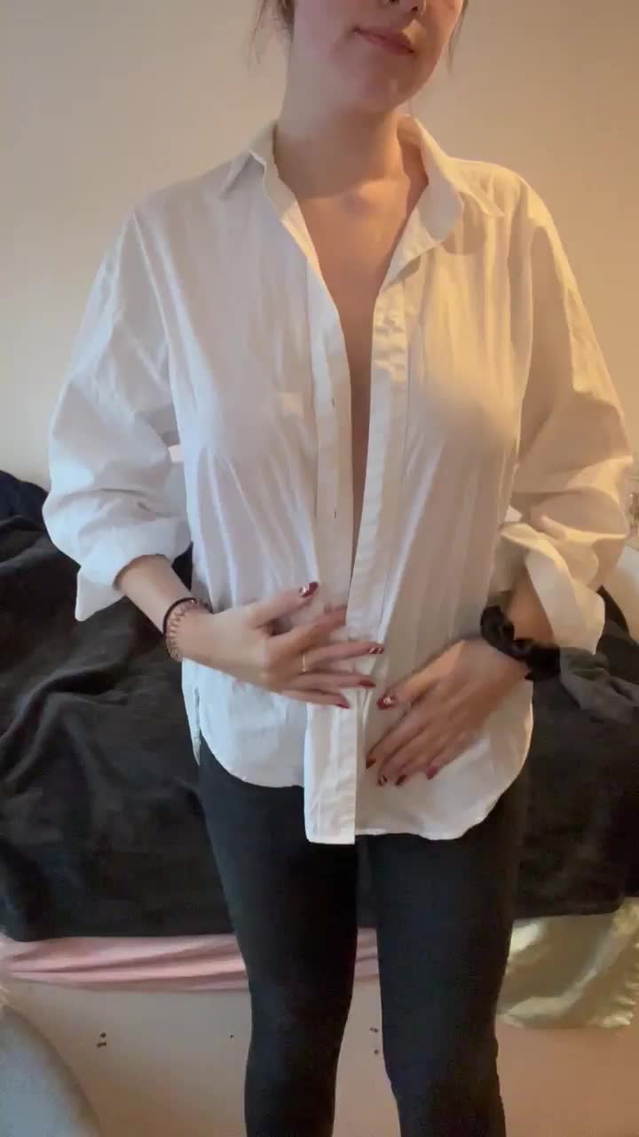 My bestie told me not to show my boobs online… fuck it :) - free porn video