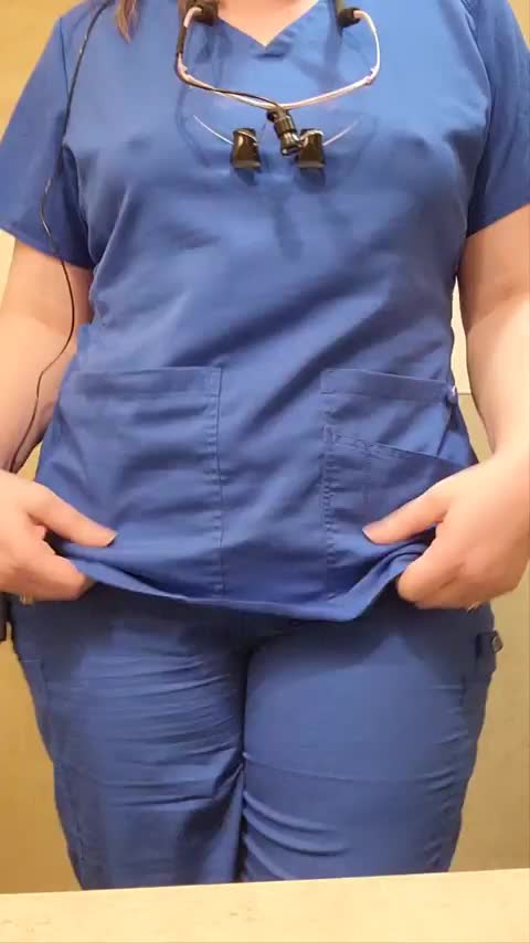 Titty drop before or after you get your teeth cleaned? - free porn video