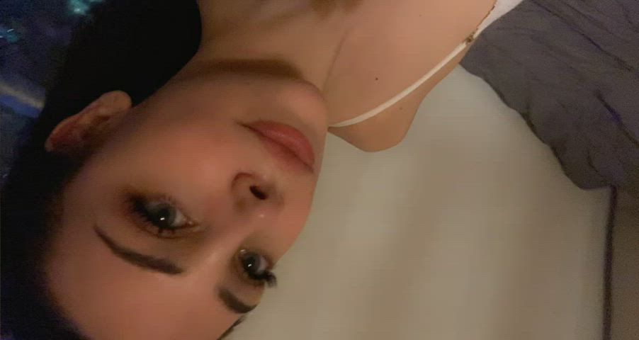 I want somebody lick my boobs - free porn video