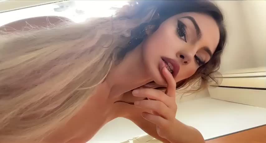 If you had to choose just one, which hole would you be going for? - free porn video