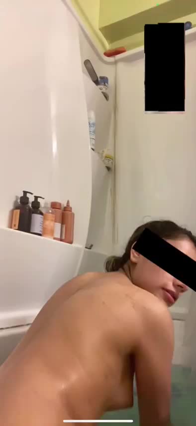 My whore of a girlfriend was taking a bath and wanted to show off her ass over ft - free porn video