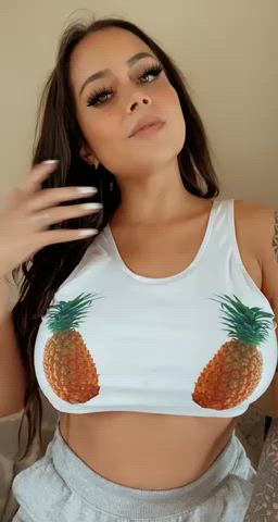 Dropping my Piñas off! Like Pineapples? - free porn video