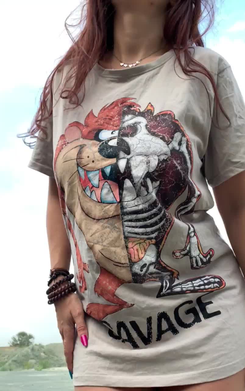 Come closer, feel my curves and let's get savage - free porn video