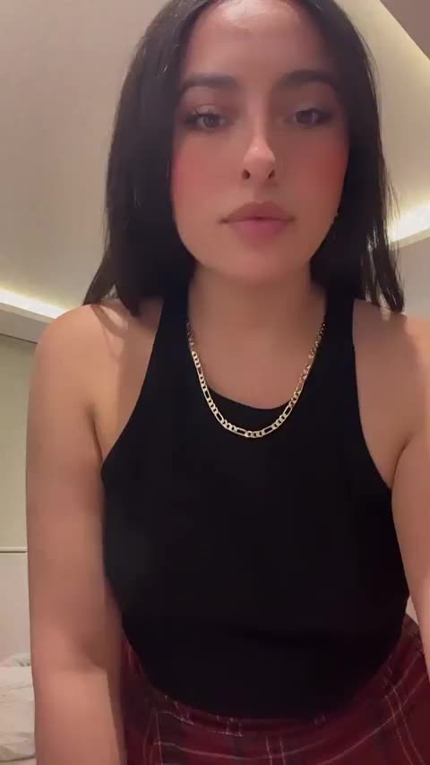 Last time you see my boobs this year 😱 - free porn video