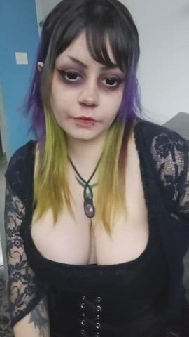 I'm kinda scary looking but I won't bite unless you want me to, no condoms and no pull outs allowed though! - free porn video