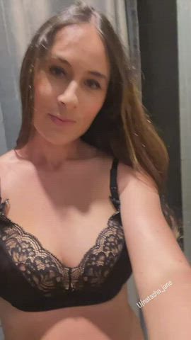 Always ready to feed you even in the change room ;) - free porn video