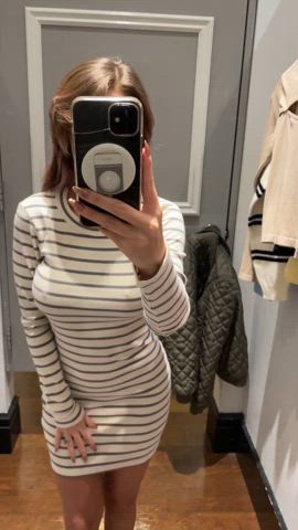 We should bang in the fitting room - free porn video