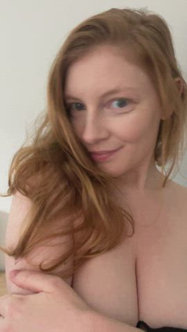 I know a busty redhead who's in the mood to play! - free porn video