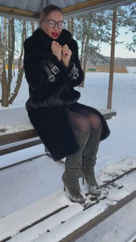 Pale but warm hihihi - free porn video
