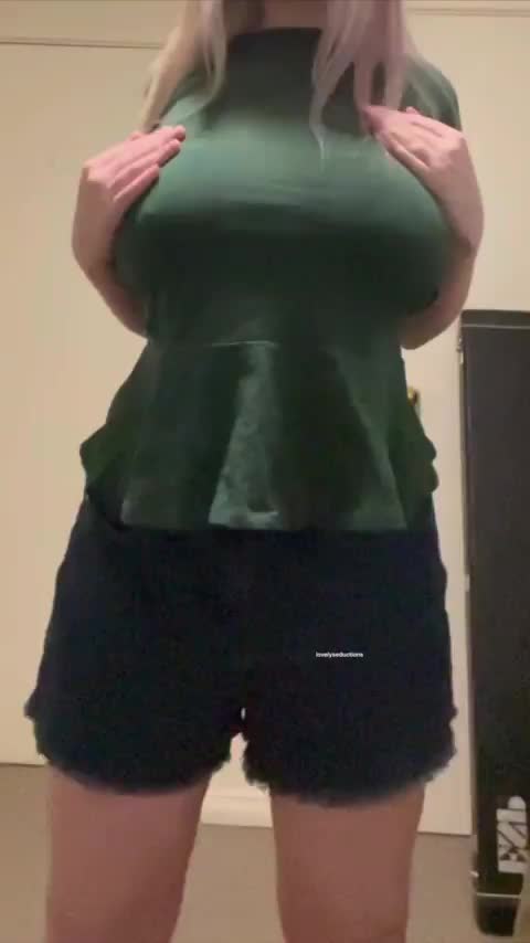 Unleash the great big pale boobas - free porn video
