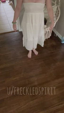 A pale girls that loves handstands - free porn video